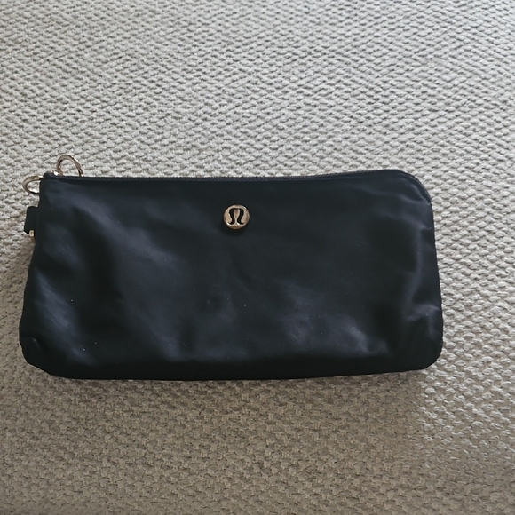 lululemon athletica Handbags - lululemon athletica Black Zip Wristlet